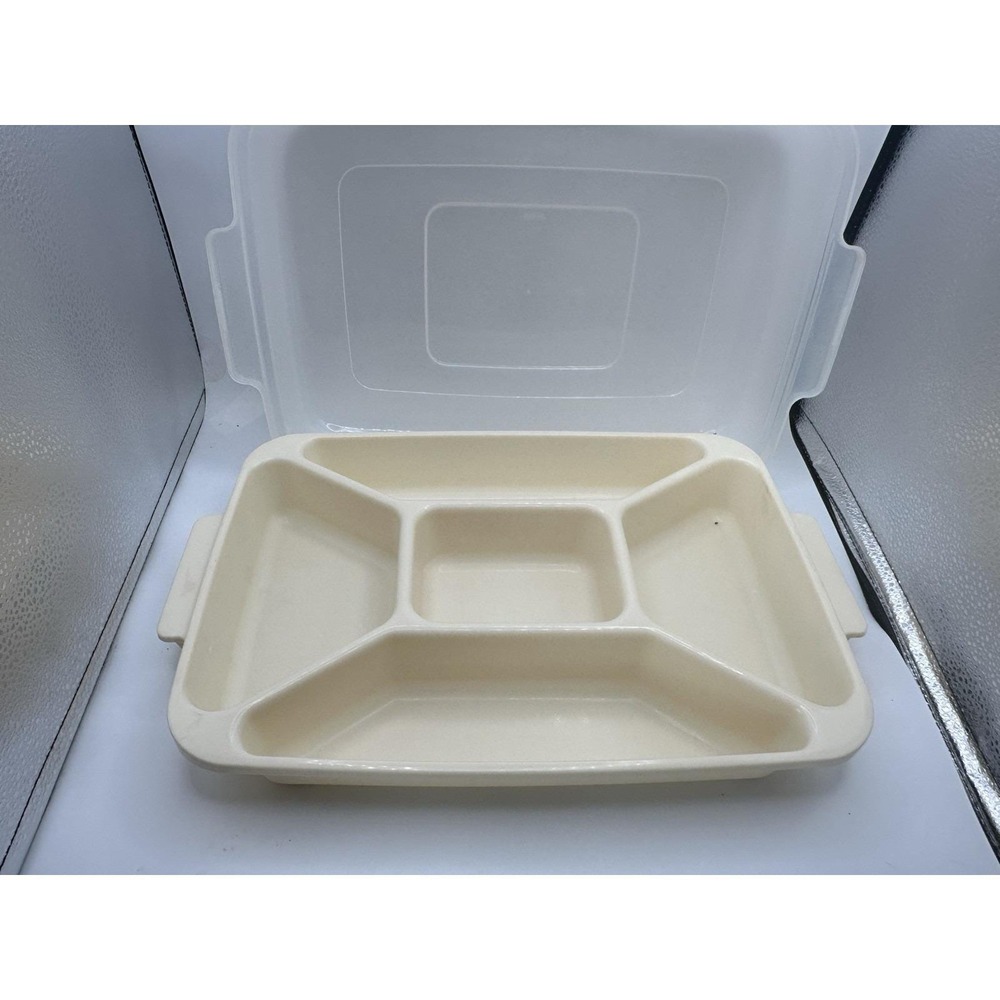 Vintage Rubbermaid Servin Saver Divided Tray w‎ Lid Food Storage
